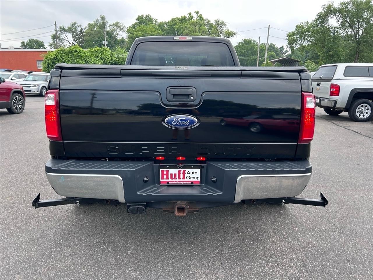Ford Super Duty F-450 DRW 4WD Crew Cab 172" Platinum 2016