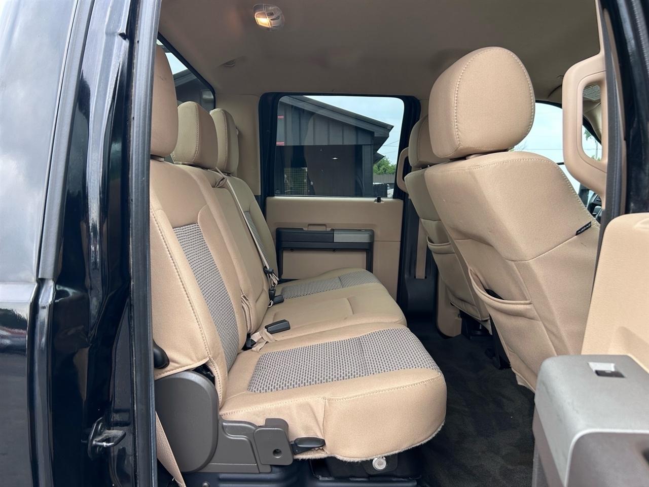 Ford Super Duty F-450 DRW 4WD Crew Cab 172" Platinum 2016