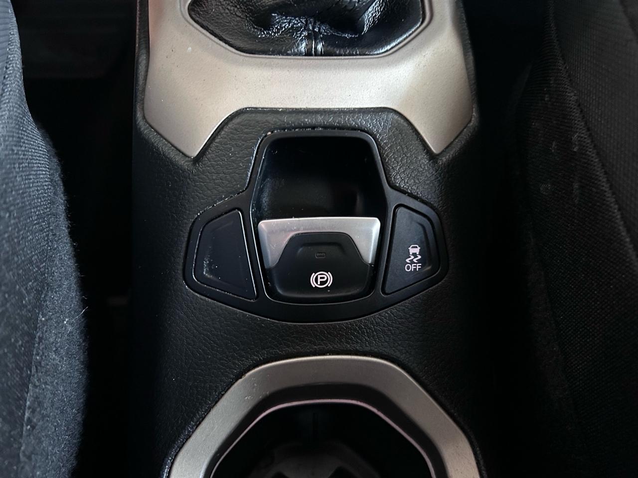 Jeep Renegade FWD 4dr 75th Anniversary 2016
