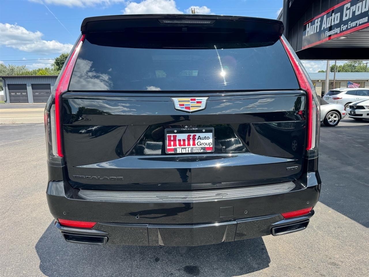 Cadillac Escalade 4WD 4dr Sport 2022