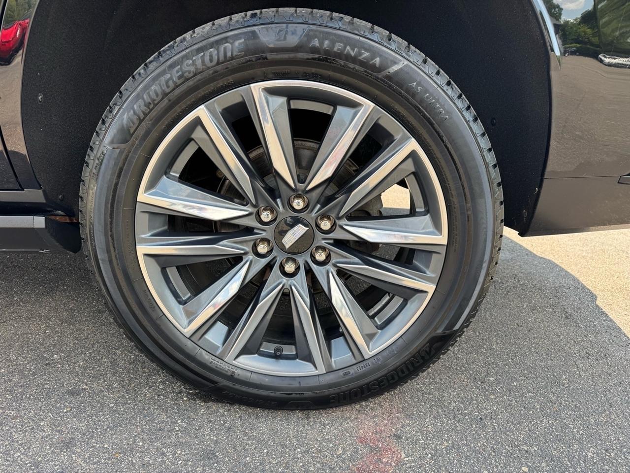 Cadillac Escalade 4WD 4dr Sport 2022