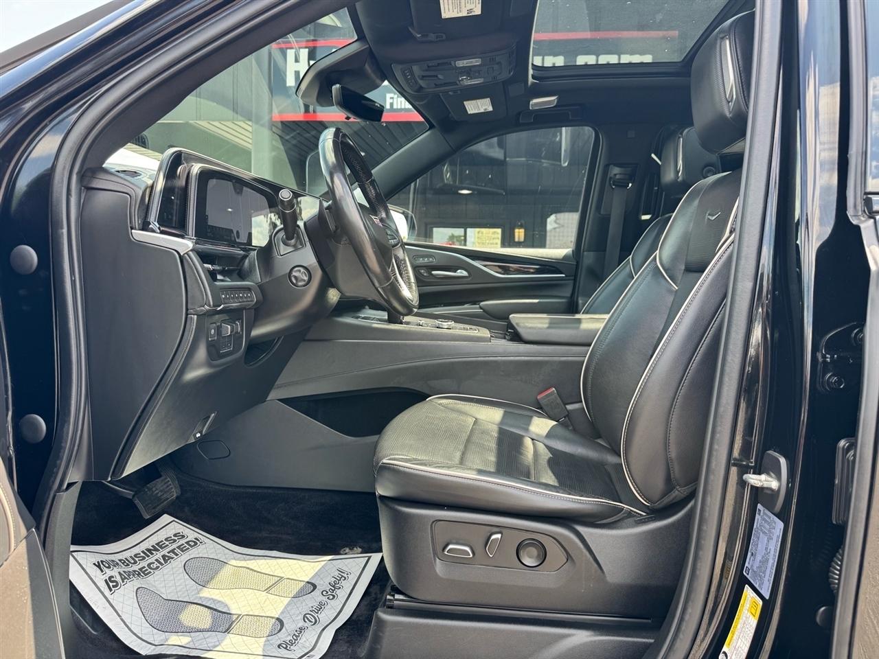 Cadillac Escalade 4WD 4dr Sport 2022