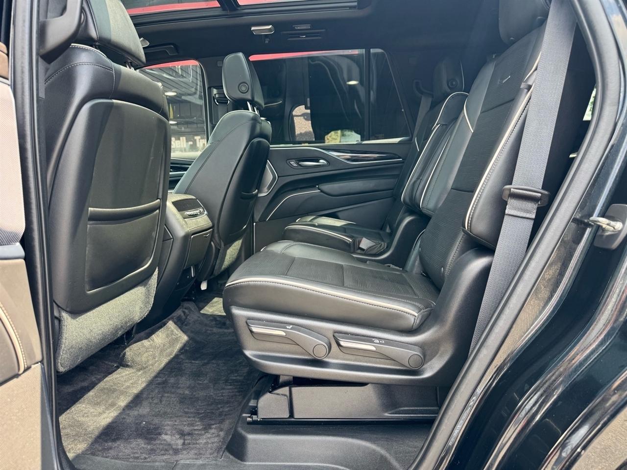Cadillac Escalade 4WD 4dr Sport 2022