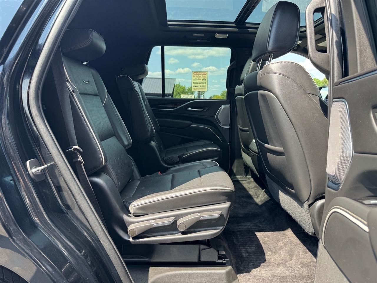 Cadillac Escalade 4WD 4dr Sport 2022