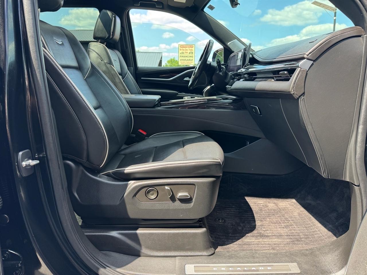 Cadillac Escalade 4WD 4dr Sport 2022