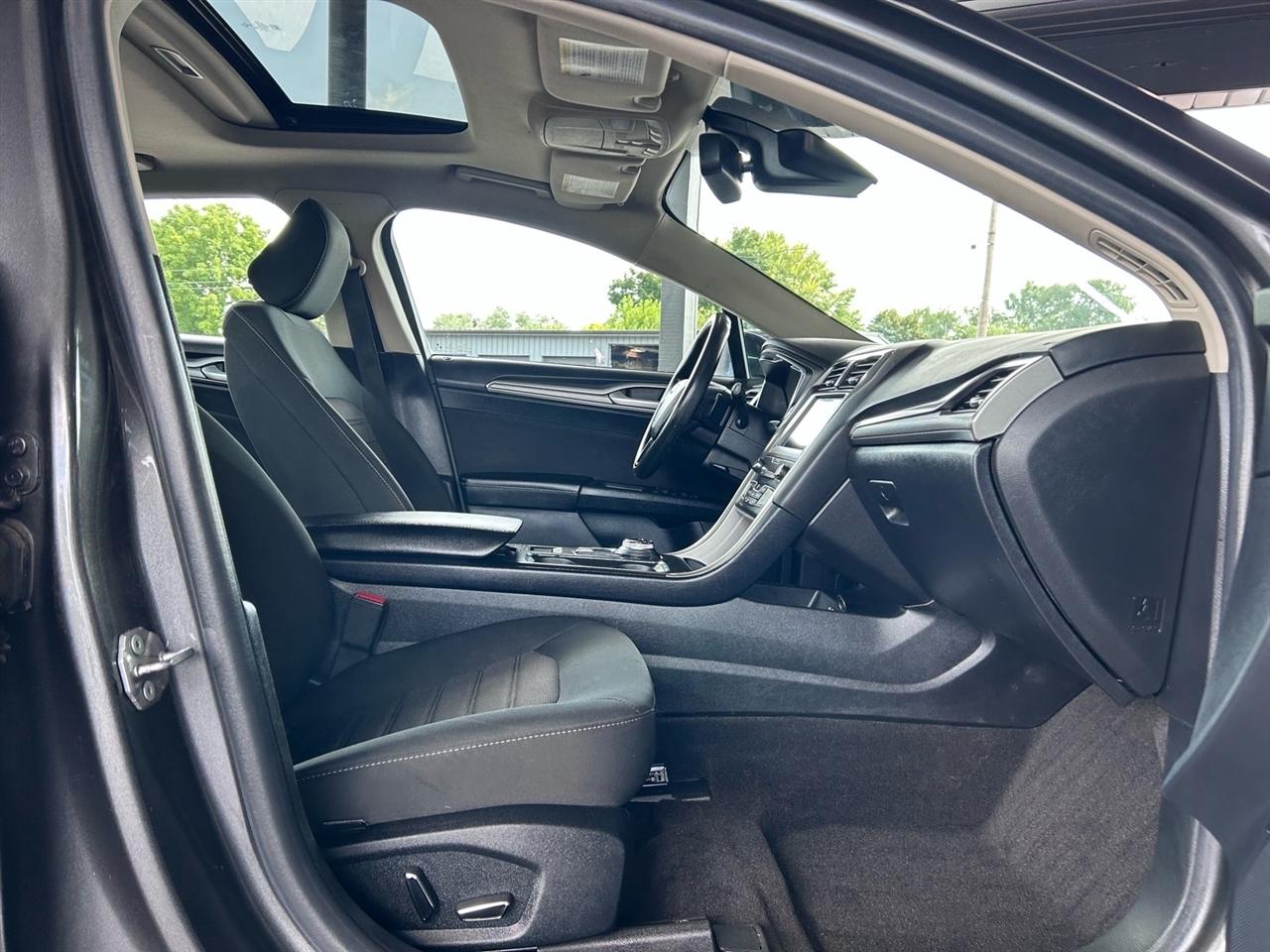 Ford Fusion SE AWD 2020