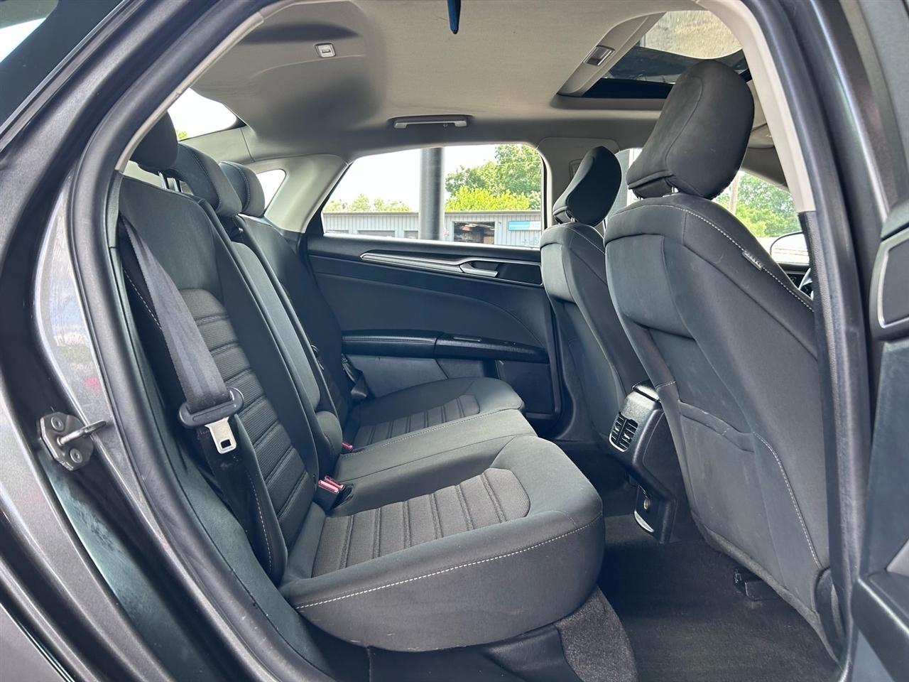 Ford Fusion SE AWD 2020