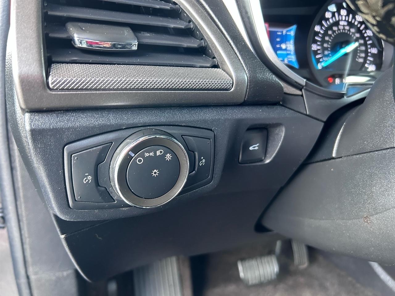 Ford Fusion SE AWD 2020