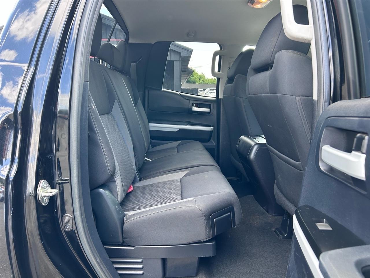 Toyota Tundra 4WD Truck Double Cab 5.7L V8 6-Spd AT SR5 (Natl) 2014