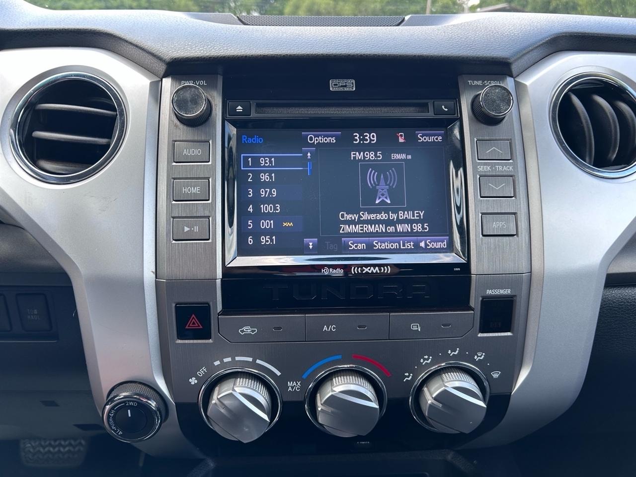 Toyota Tundra 4WD Truck Double Cab 5.7L V8 6-Spd AT SR5 (Natl) 2014
