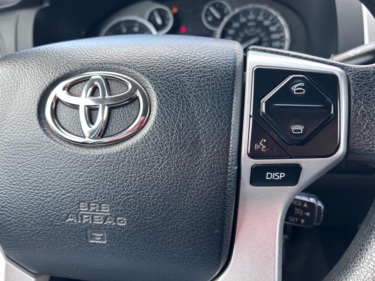 Toyota Tundra 4WD Truck Double Cab 5.7L V8 6-Spd AT SR5 (Natl) 2014