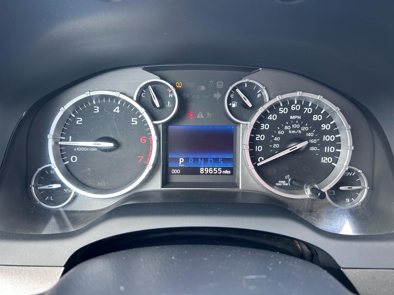 Toyota Tundra 4WD Truck Double Cab 5.7L V8 6-Spd AT SR5 (Natl) 2014