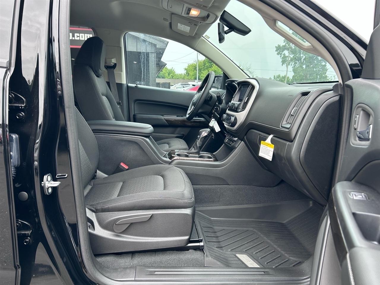 GMC Canyon 4WD Crew Cab 128" Elevation 2022