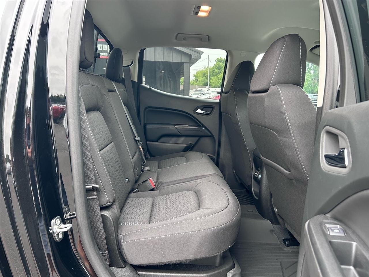 GMC Canyon 4WD Crew Cab 128" Elevation 2022