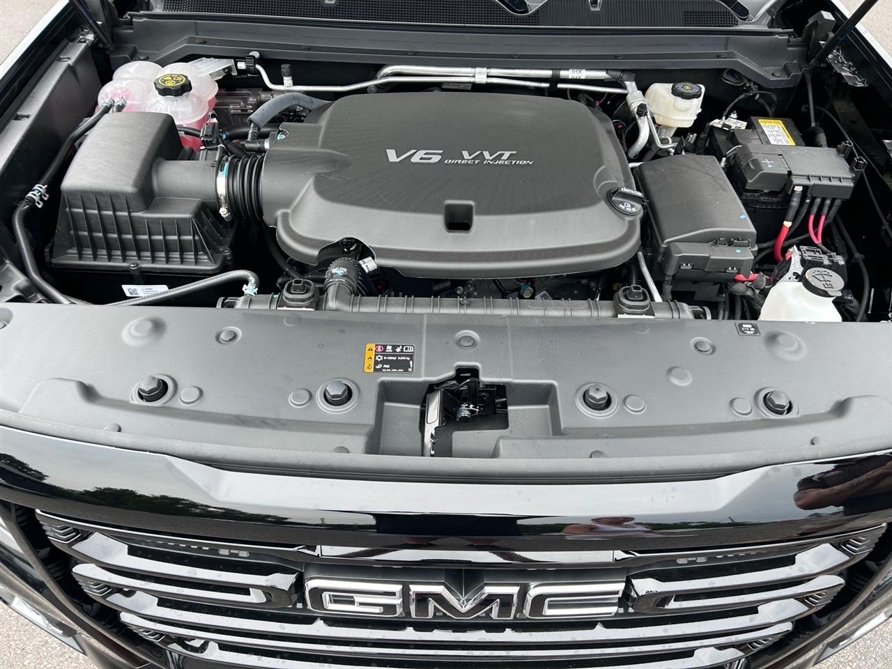 GMC Canyon 4WD Crew Cab 128" Elevation 2022