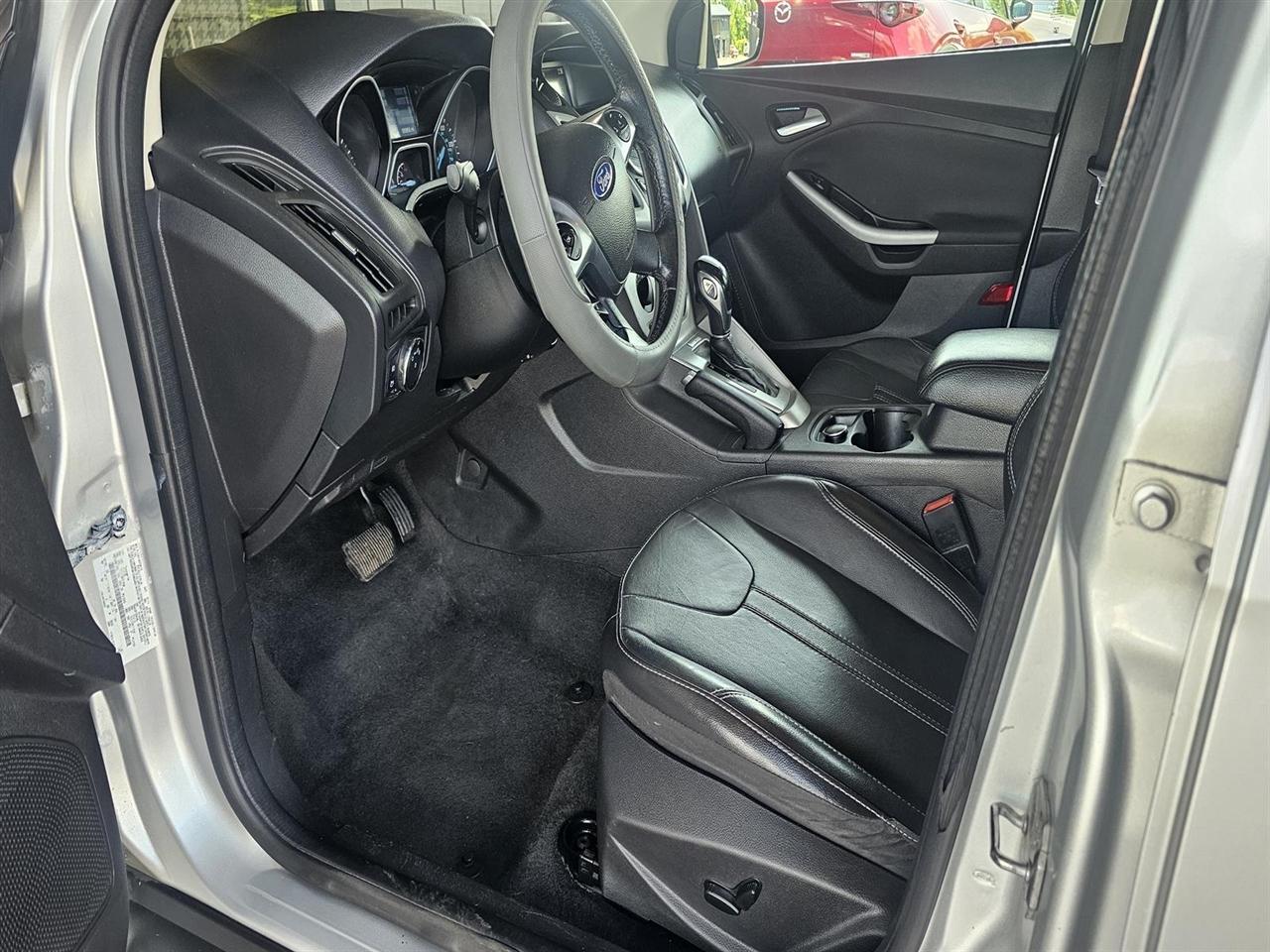 Ford Focus 5dr HB SE 2014