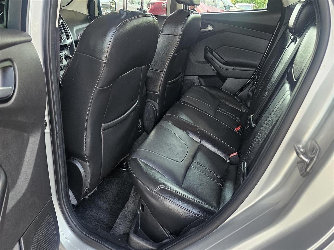 Ford Focus 5dr HB SE 2014