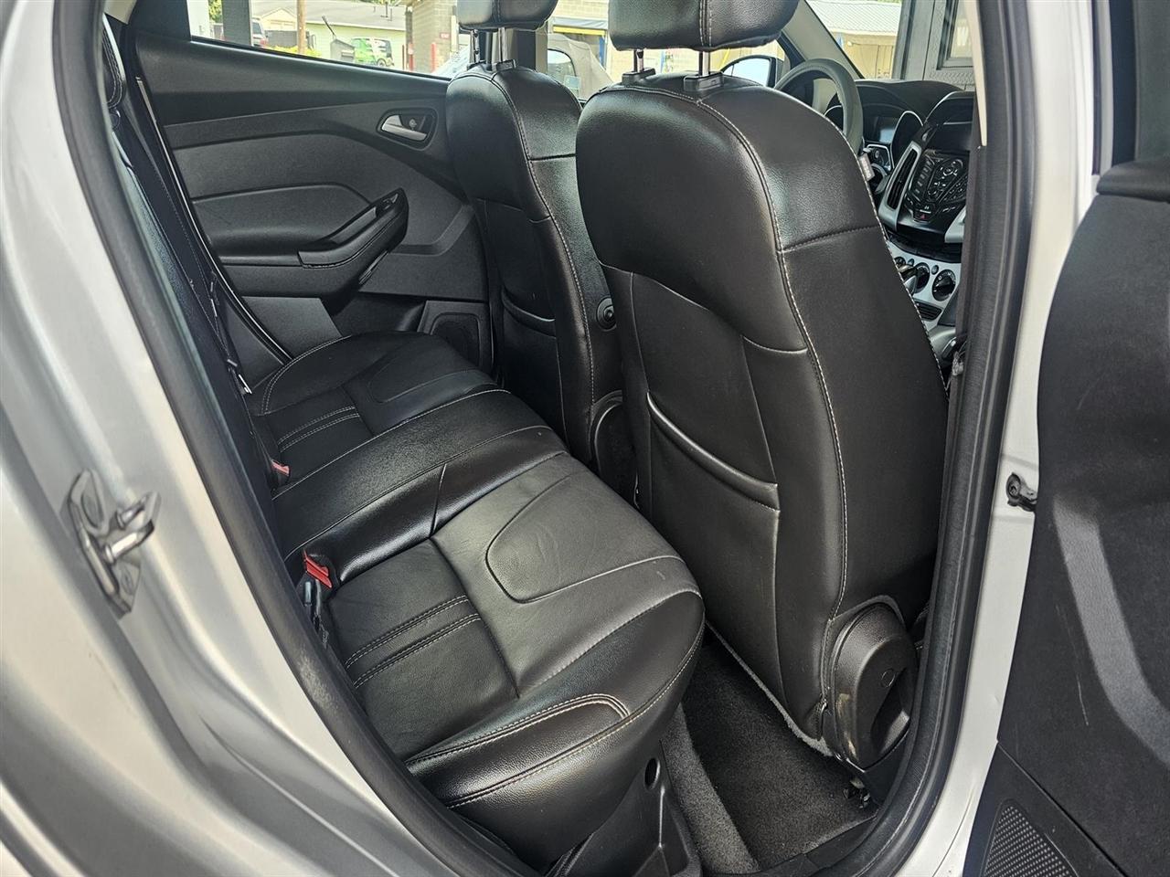 Ford Focus 5dr HB SE 2014