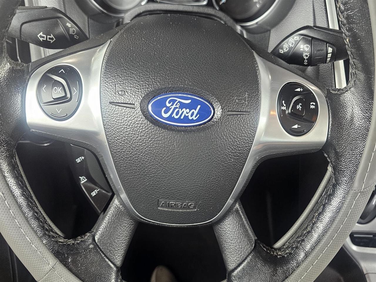 Ford Focus 5dr HB SE 2014