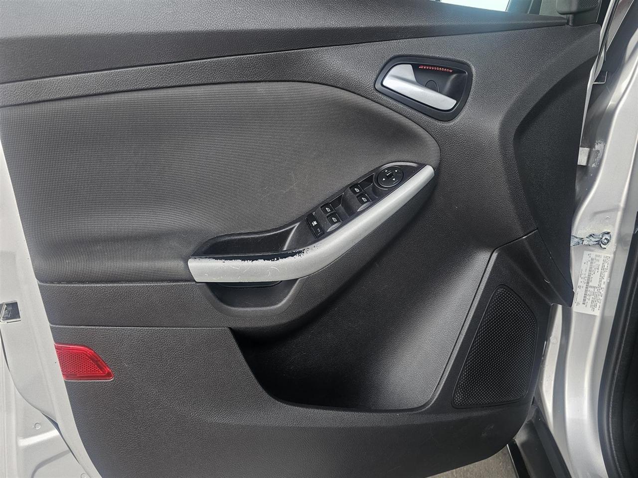 Ford Focus 5dr HB SE 2014