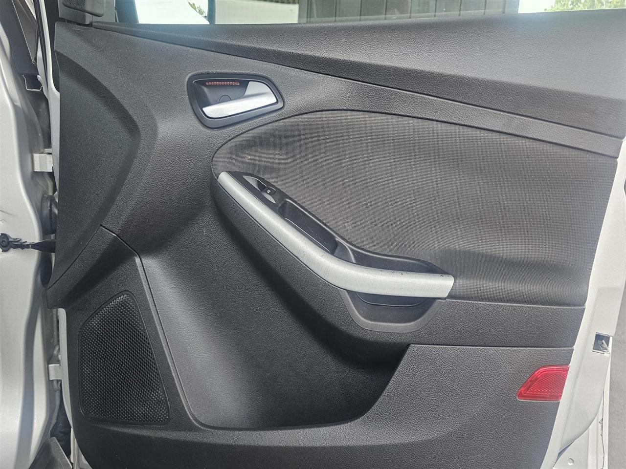 Ford Focus 5dr HB SE 2014