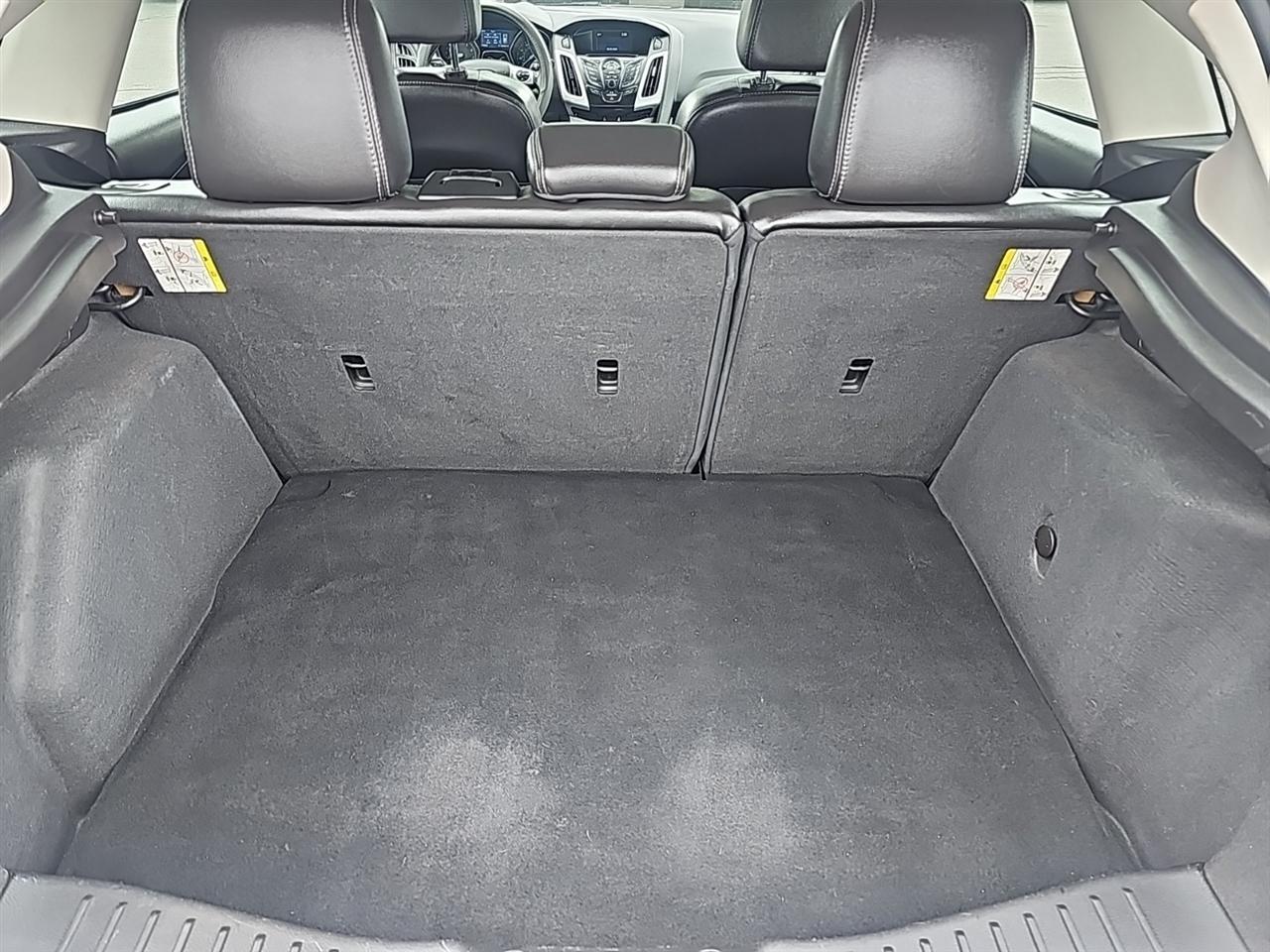 Ford Focus 5dr HB SE 2014