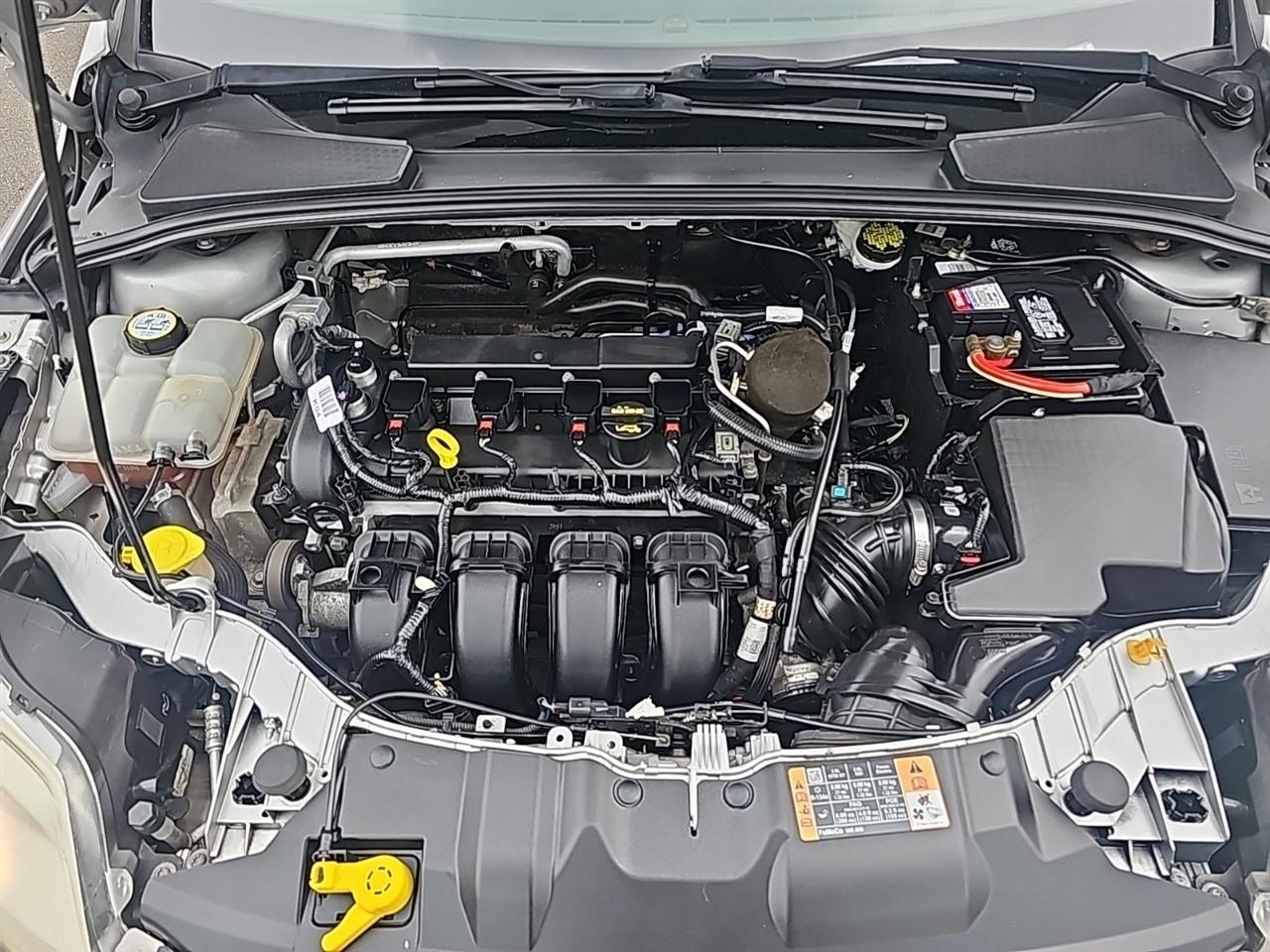 Ford Focus 5dr HB SE 2014