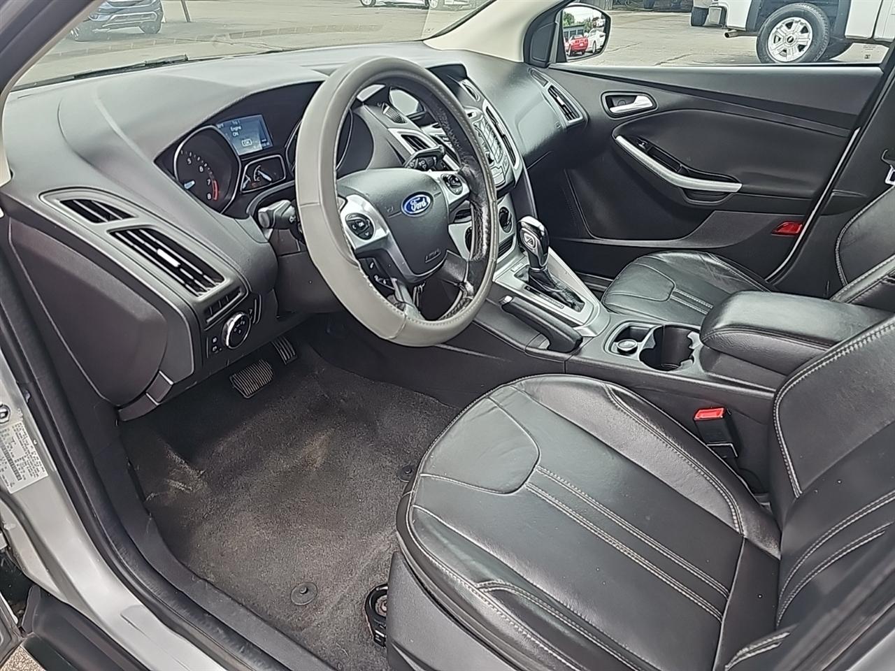 Ford Focus 5dr HB SE 2014