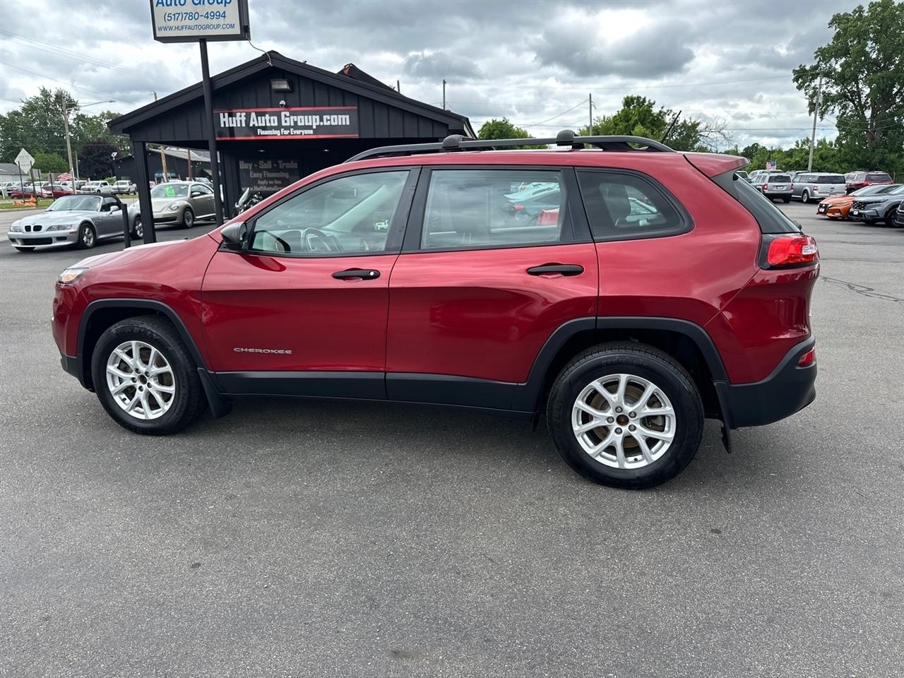 Jeep Cherokee 4WD 4dr Sport 2015