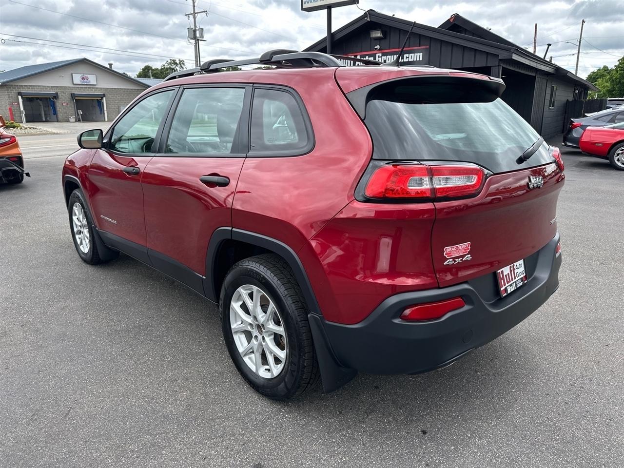 Jeep Cherokee 4WD 4dr Sport 2015