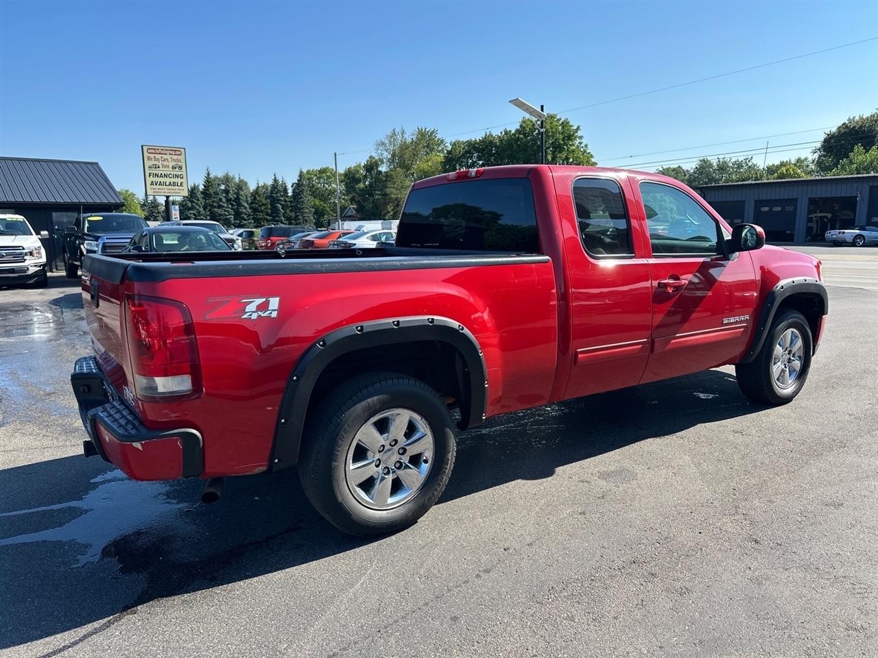 GMC Sierra 1500 4WD Ext Cab 143.5" SLT 2009