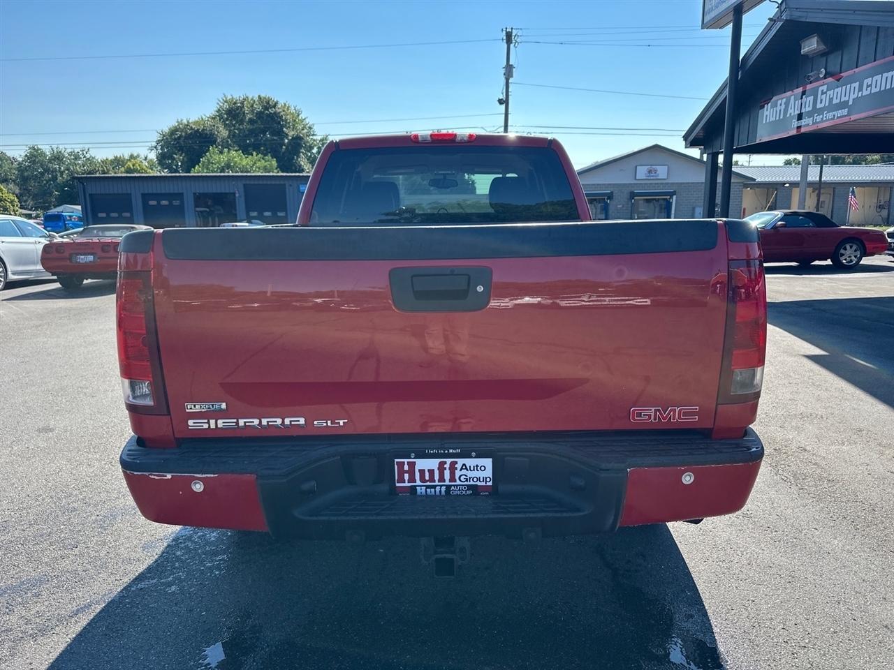 GMC Sierra 1500 4WD Ext Cab 143.5" SLT 2009