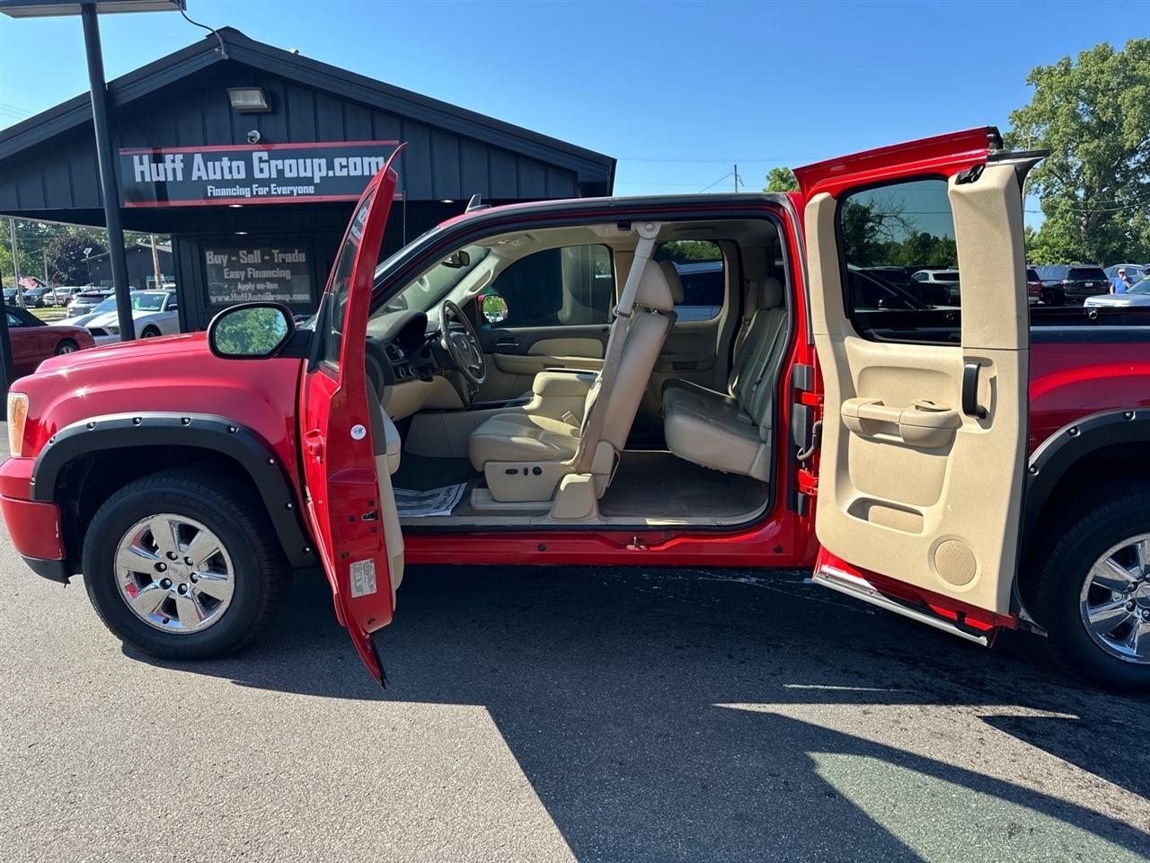 GMC Sierra 1500 4WD Ext Cab 143.5" SLT 2009