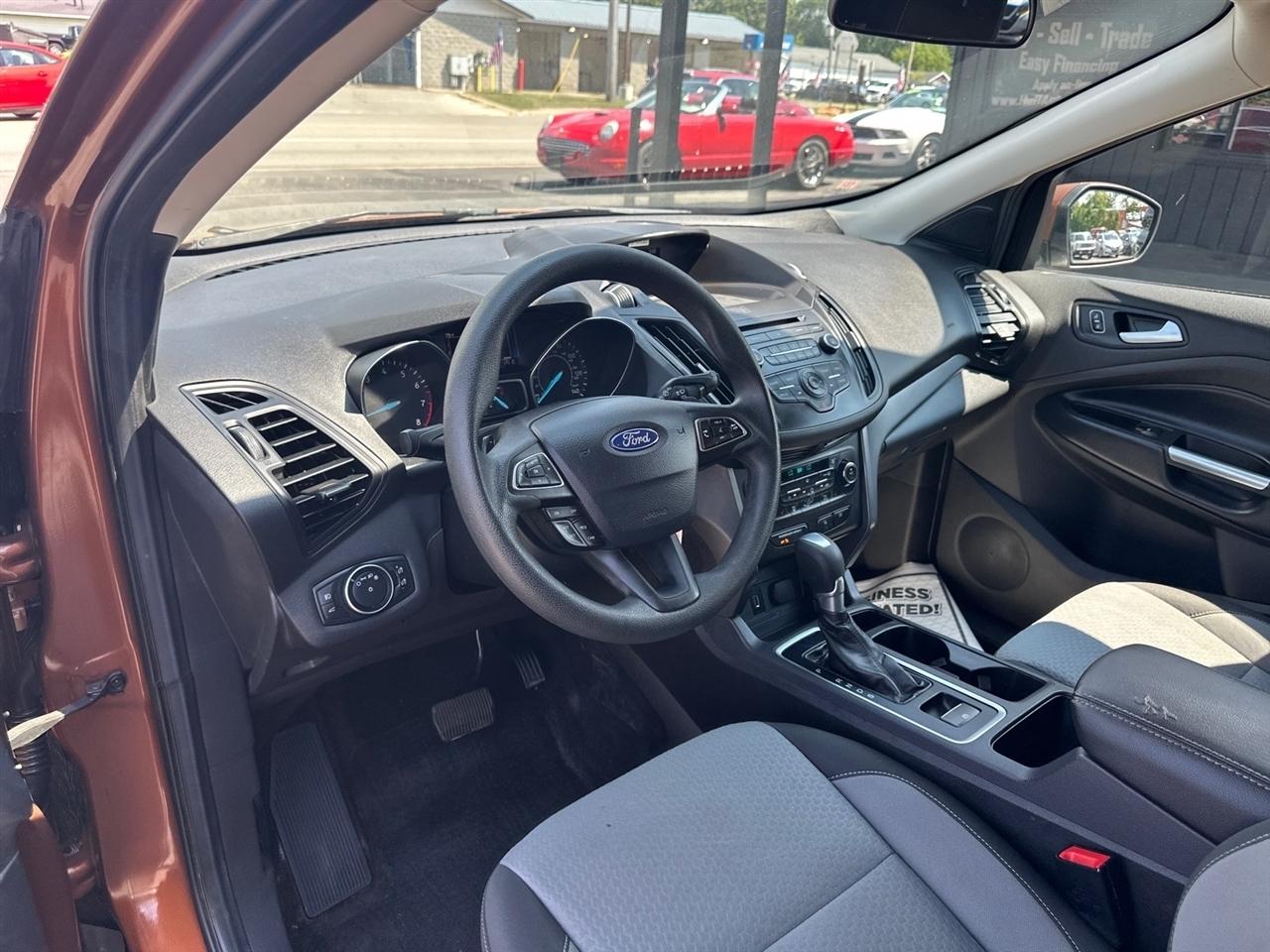 Ford Escape SE FWD 2017