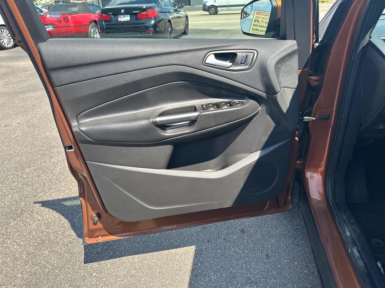 Ford Escape SE FWD 2017