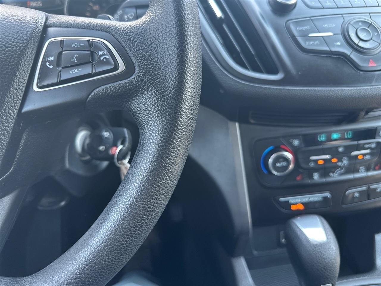 Ford Escape SE FWD 2017