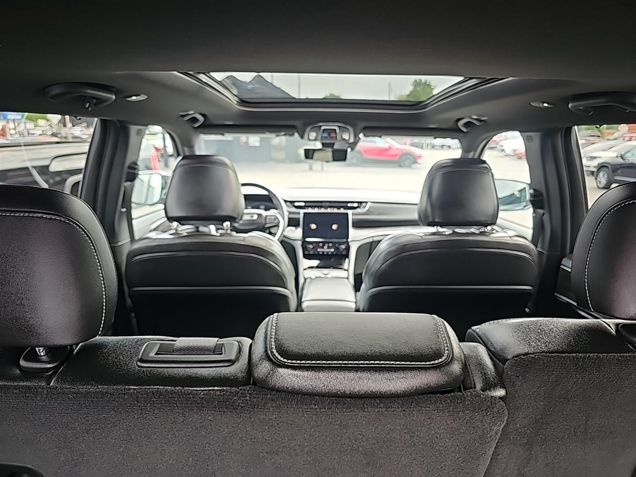 Jeep Grand Cherokee Limited 4x4 2024