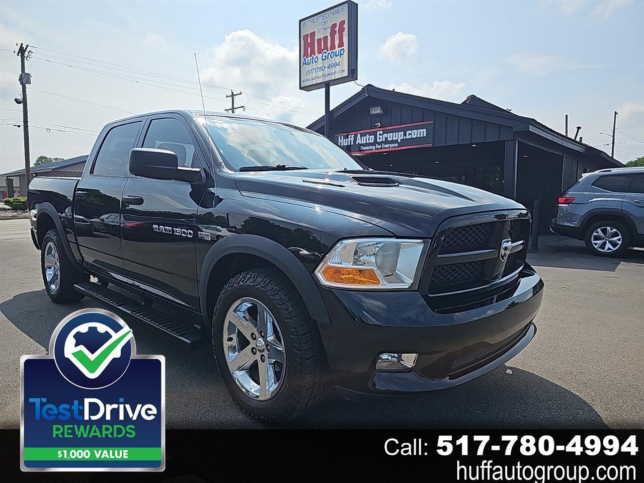 RAM 1500 4WD Crew Cab 140.5" Express 2012