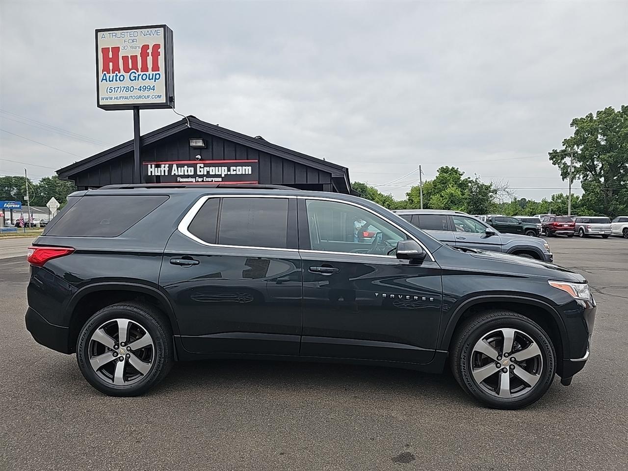 Chevrolet Traverse FWD 4dr LT Leather 2021