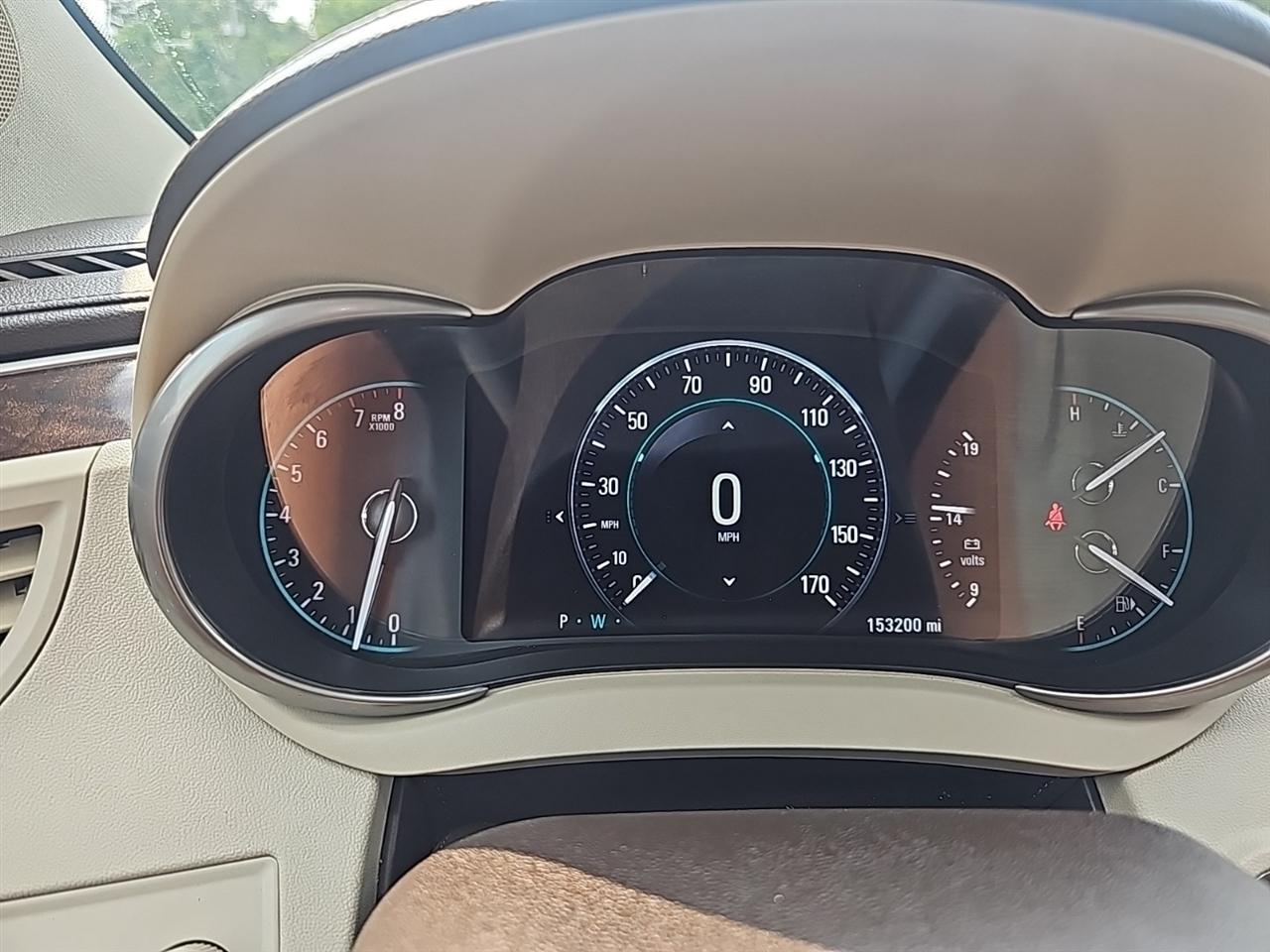 Buick LaCrosse 4dr Sdn Leather FWD 2015