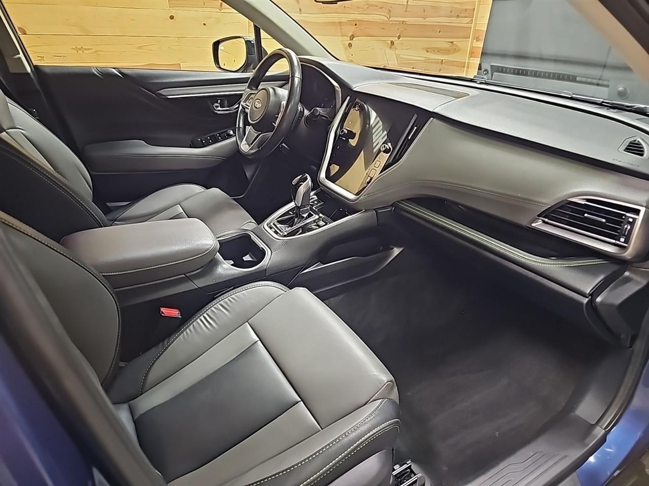Subaru Outback Onyx Edition XT CVT 2022