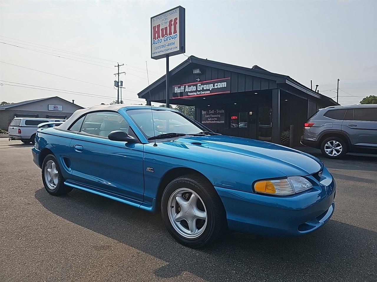 1995 Ford Mustang 2dr Convertible GT