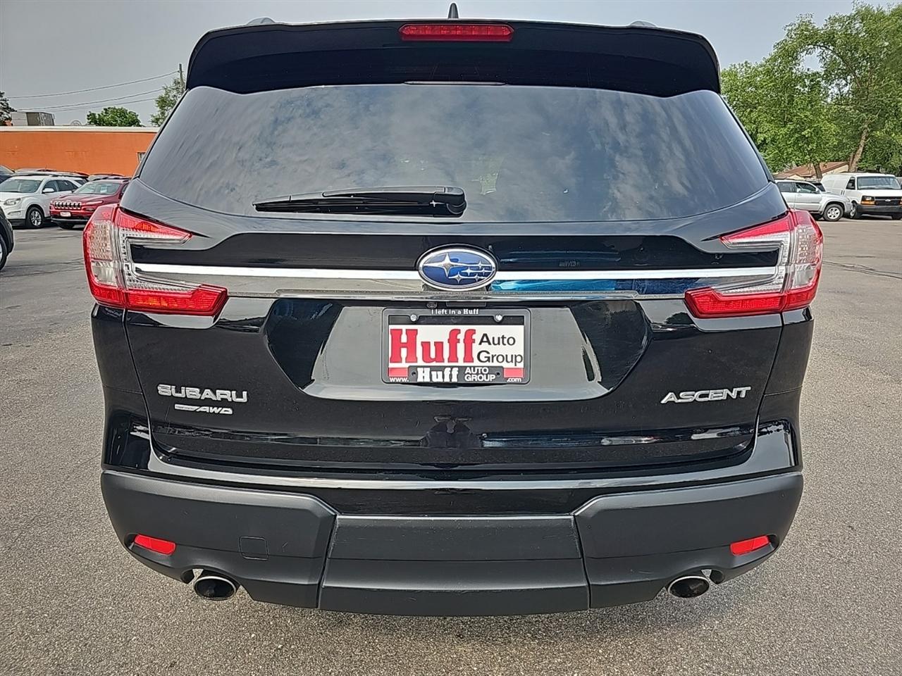 Subaru Ascent Premium 8-Passenger 2024