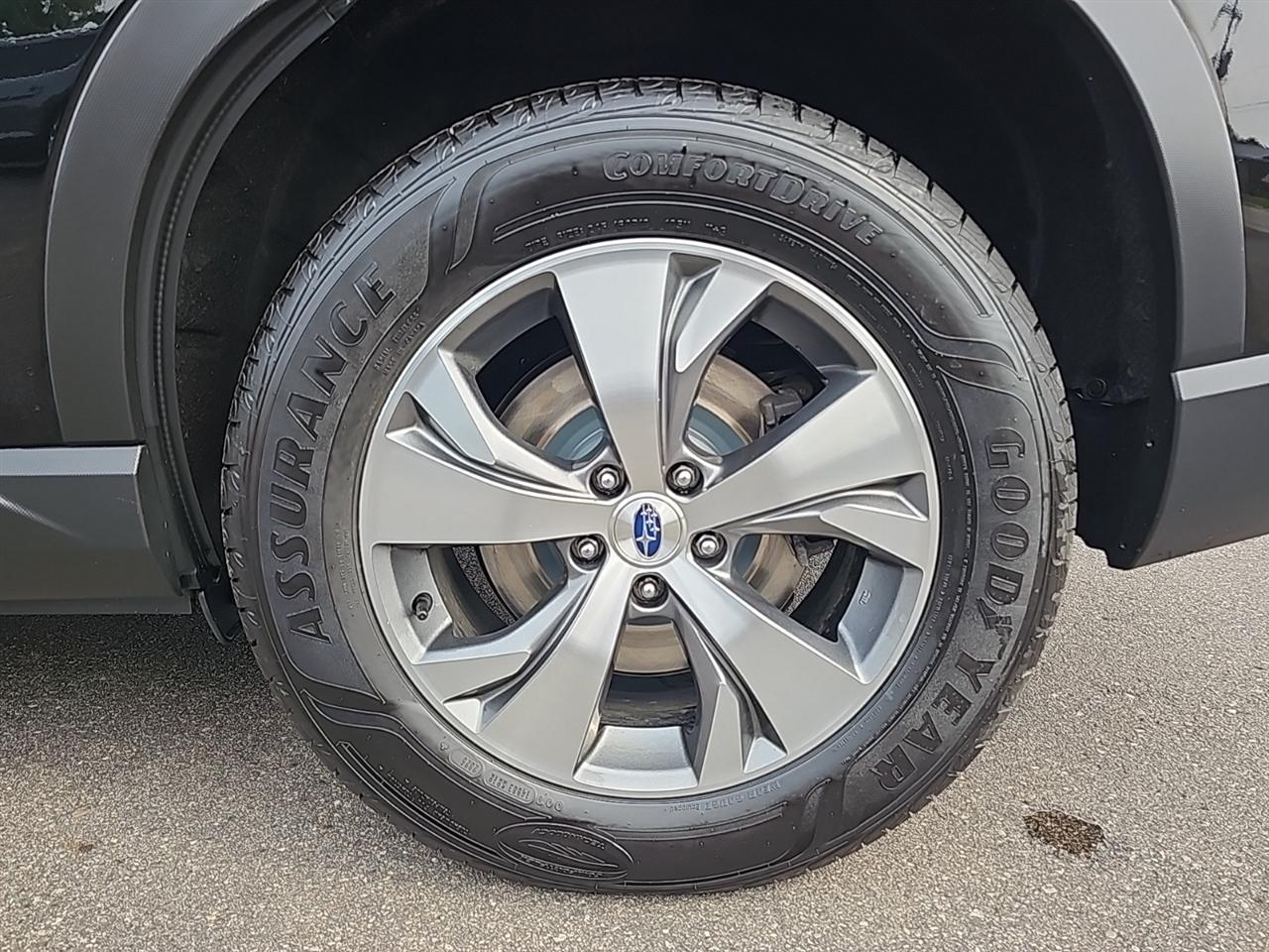Subaru Ascent Premium 8-Passenger 2024