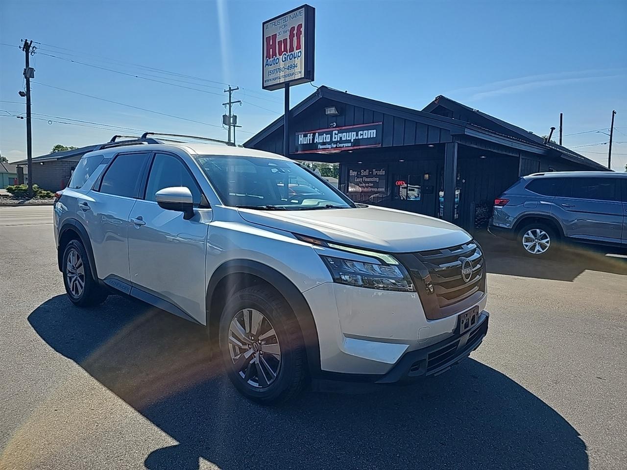 Nissan Pathfinder SV 4WD 2023