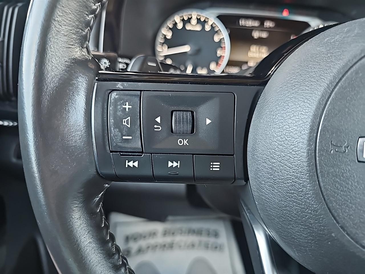 Nissan Pathfinder SV 4WD 2023