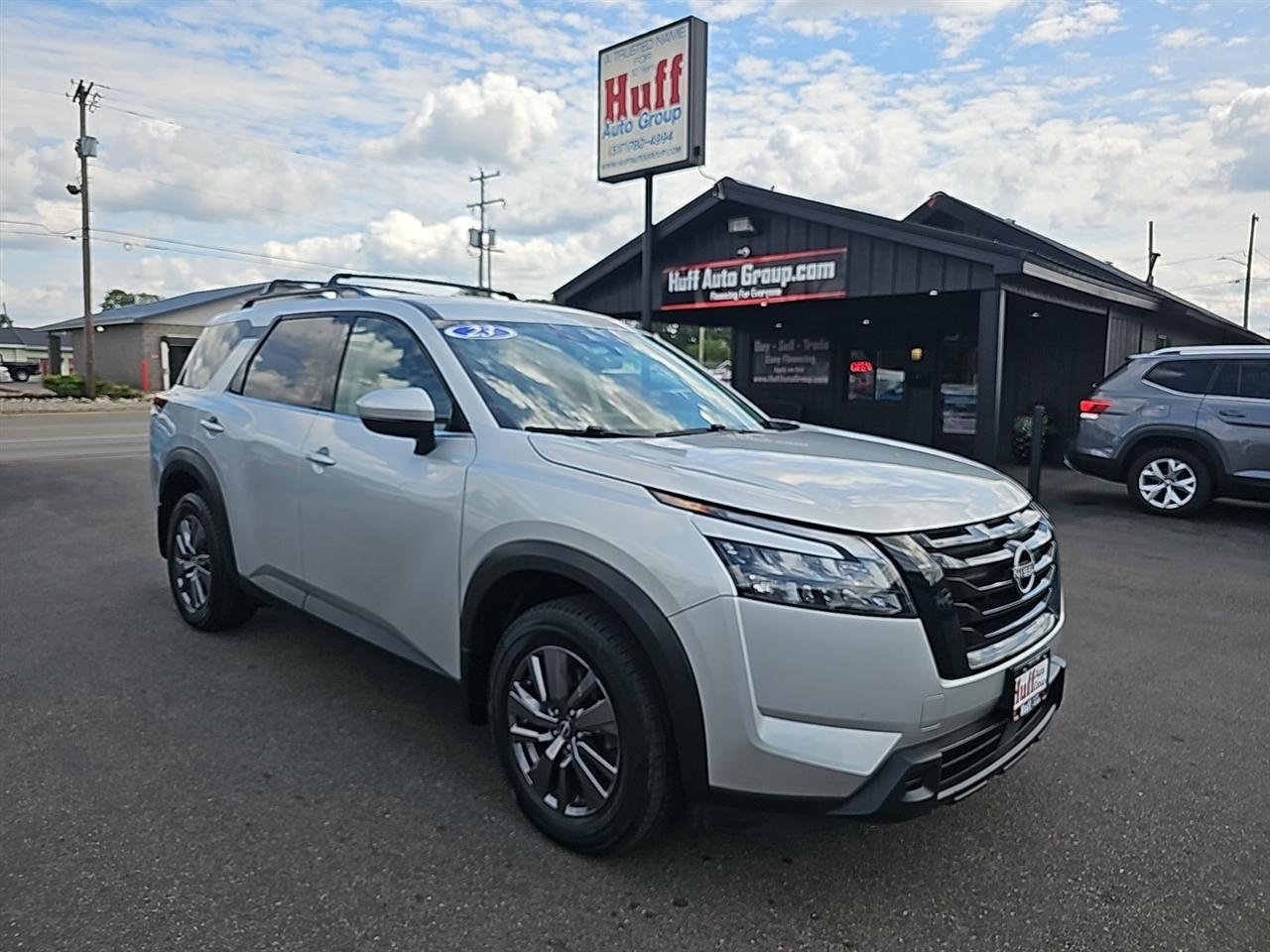 Nissan Pathfinder SV 4WD 2023