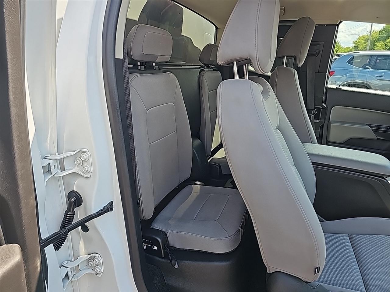 Chevrolet Colorado 4WD Ext Cab 128.3" WT 2017