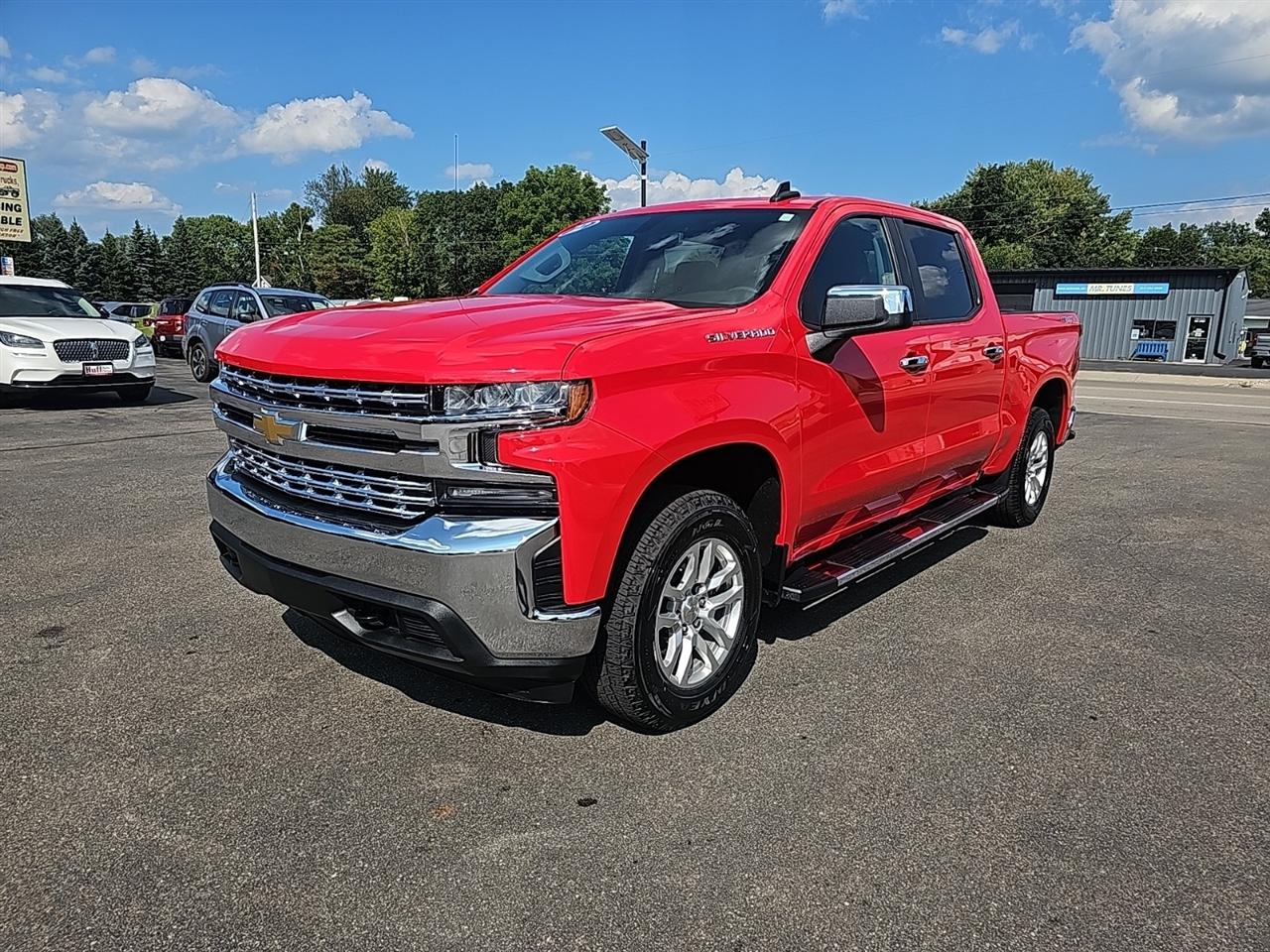 Chevrolet Silverado 1500 LTD 4WD Crew Cab 147" LT w/2FL 2022