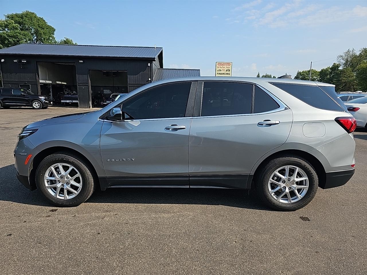 Chevrolet Equinox AWD 4dr LT w/1LT 2024